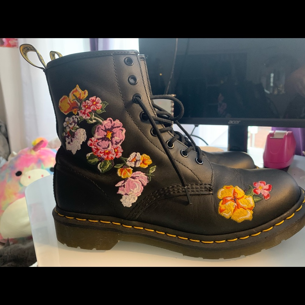 Floral Embroidered Dr. Martens- Size 11